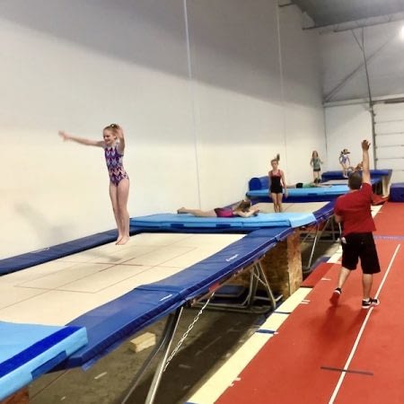 trampoline athletes 600×600 trampoline athletes 600x600